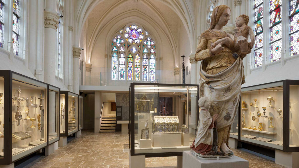 Visiter la Cathédrale de Chartres : le trésor est ouvert