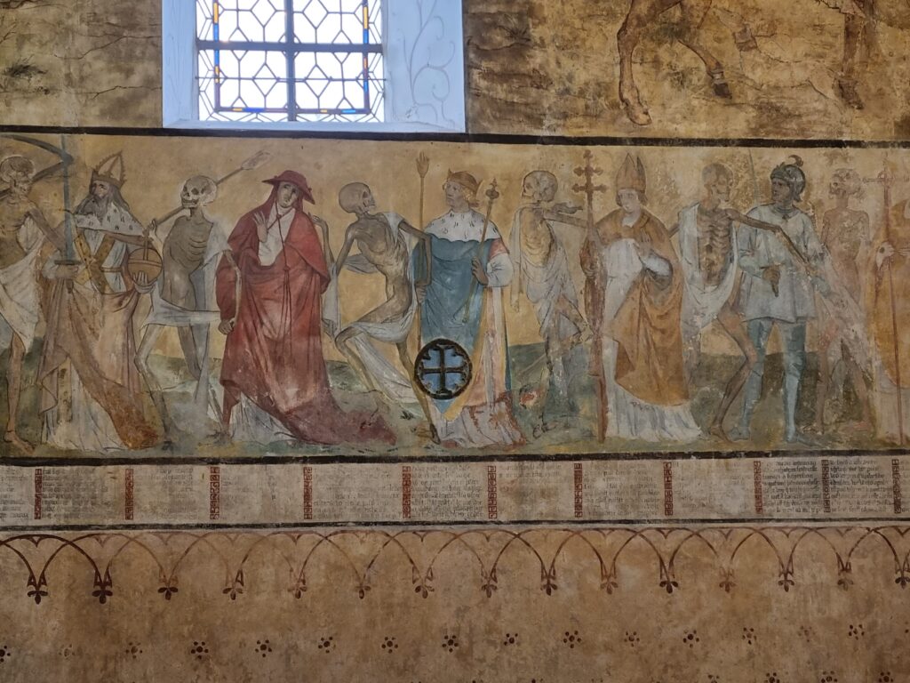 Visiter l'Eure-et-Loir : peinture murale de l'église de Meslay-le-Grenet