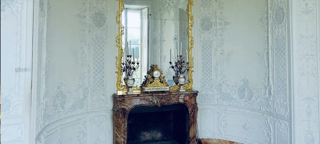 Visiter Rambouillet : cheminée