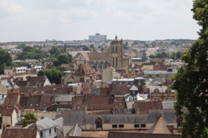 Visiter l'Eure-et-Loir : vue de la ville de Dreux